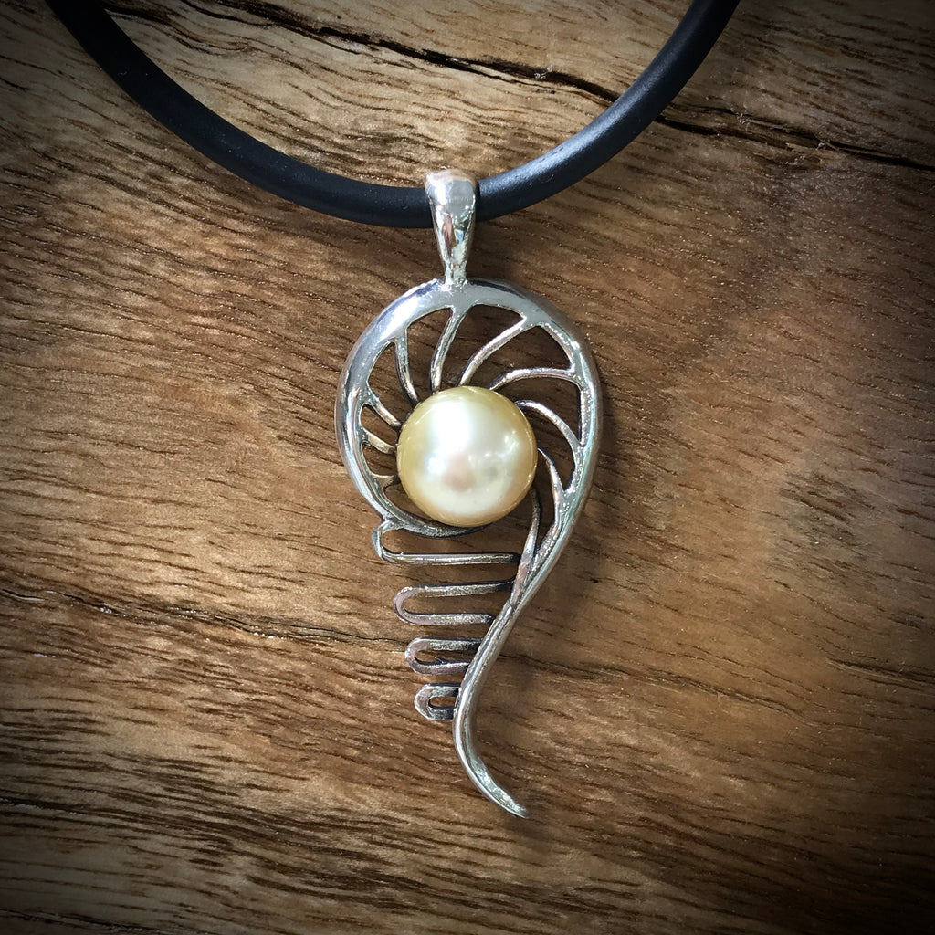 Staircase Broome Pearl Sterling Silver Pendant Mangrove 