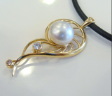 Broome Pearl and Diamond Staircase Mangrove Pendant 18ct Gold