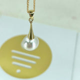 9ct Broome Pearl Trumpet Style Pendant