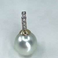 Broome Pearl 9ct Diamond Pendant