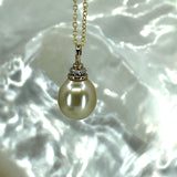 Elegant Cultured Golden South Sea Pearl 9ct Diamonds and Necklace