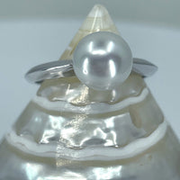 Broome Pearl Sterling Silver Knife Edge Ring